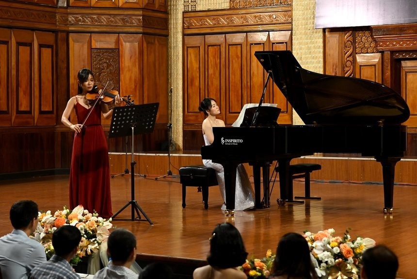 Vietnam - Romania Friendship Concert Held in Hanoi Vietnam - Romania Friendship Concert Held in Hanoi