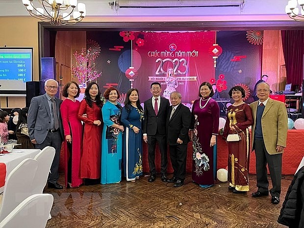 Slovakia Recognizes Vietnamese Community as Ethnic Minority Slovakia Recognizes Vietnamese Community as Ethnic Minority