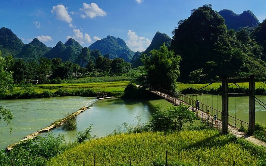 ChildFund Supports Livelihoods for People in Trung Khanh, Cao Bang ChildFund Supports Livelihoods for People in Trung Khanh, Cao Bang