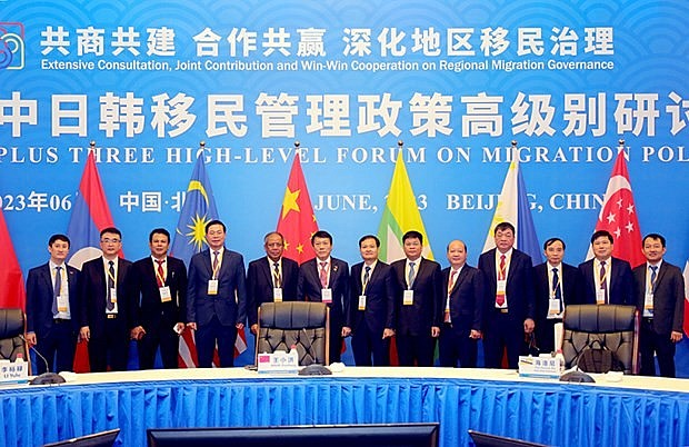 The Vietnamese delegation at the event (Photo: VNA)