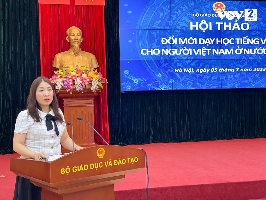 Vietnamese Language Teachers Revise Learning Methods for Overseas Viets Vietnamese Language Teachers Revise Learning Methods for Overseas Viets