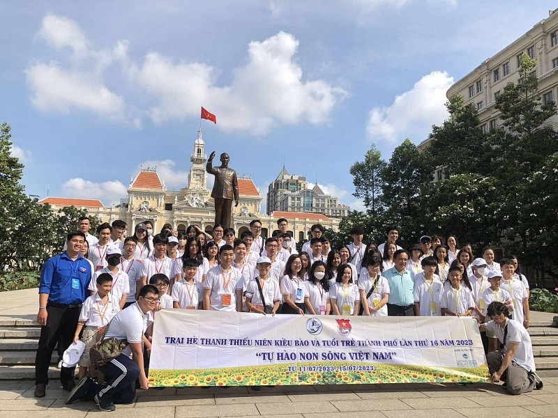 Summer Camp for Overseas Vietnamese Youth Kicks Off in HCMC Summer Camp for Overseas Vietnamese Youth Kicks Off in HCMC