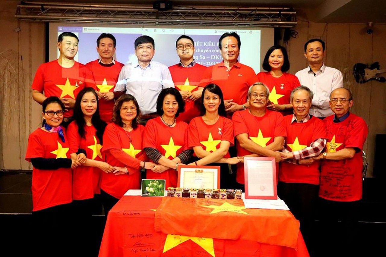 Message-Bearers of The Motherland Sea Message-Bearers of The Motherland Sea