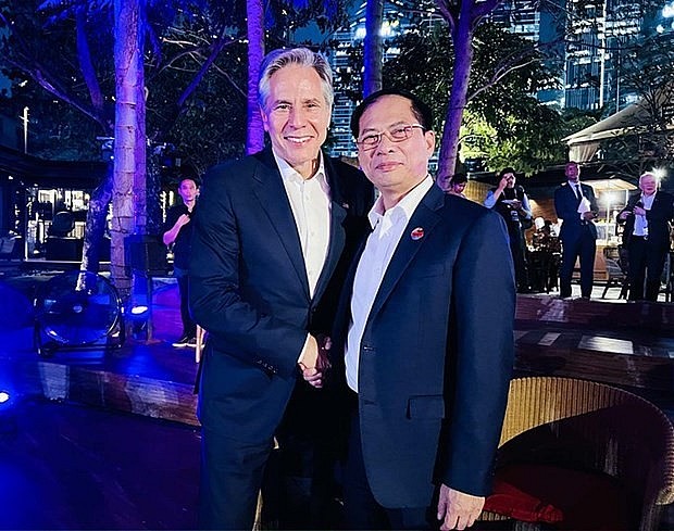 Foreign Minister Bui Thanh Son (R) and US Secretary of State Antony Blinken (Photo: VNA) Foreign Minister Bui Thanh Son (R) and US Secretary of State Antony Blinken (Photo: VNA)