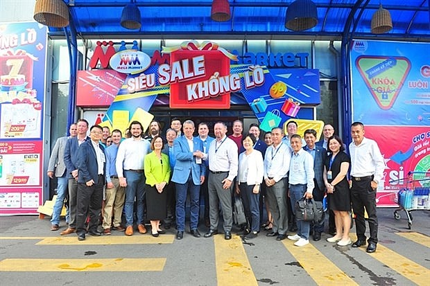 Governor Jim Pillen of the US’s Nebraska state and a trade delegation which he is leading to Vietnam visit MM Mega Market in HCM City on July 11. (Photo courtesy of MM Mega Market) Governor Jim Pillen of the US’s Nebraska state and a trade delegation which he is leading to Vietnam visit MM Mega Market in HCM City on July 11. (Photo courtesy of MM Mega Market)