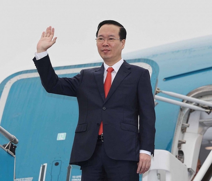 President Vo Van Thuong and his wife leaves Hanoi on July 23 morning for visits to Austria, Italy and the Vatican. President Vo Van Thuong and his wife leaves Hanoi on July 23 morning for visits to Austria, Italy and the Vatican.