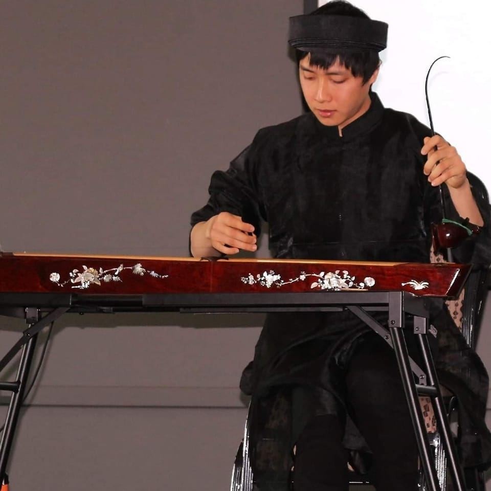 Overseas Youth Brings Tender Sound of Vietnam's Indigenous Monochord Zither to Australians Overseas Youth Brings Tender Sound of Vietnam's Indigenous Monochord Zither to Australians