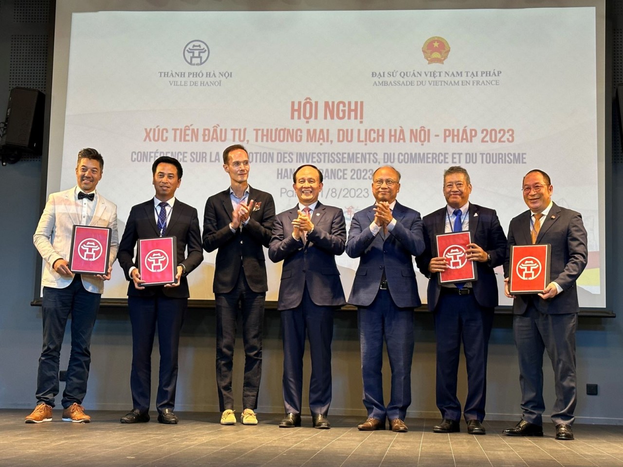 Hanoi Fosters Urban Planning Partnership with Ile-de-France Hanoi Fosters Urban Planning Partnership with France