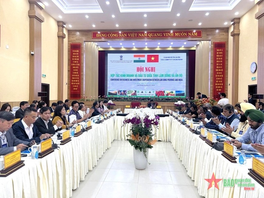 The conference. Photo: Vu Dinh Dong/ Bao Quan doi nhan dan The conference. Photo: Vu Dinh Dong/ Bao Quan doi nhan dan
