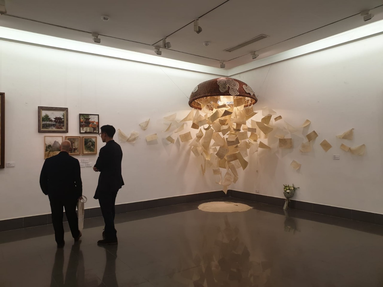 Visual Art Collaboration Depicts Vietnam and Singapore Heritage and Friendship Visual Art Collaboration Depicts Vietnam and Singapore Heritage and Friendship