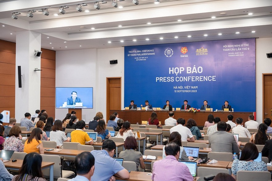 Conference to Strengthen Young Parliamentarians’ Role in Accelerating SDGs Implementation Conference to Strengthen Young Parliamentarians’ Role in Accelerating SDGs Implementation