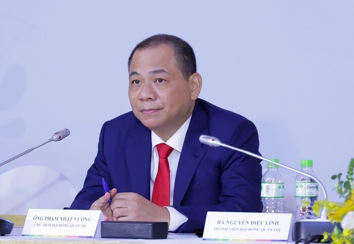 Vietnam's Richest Billionaires - Which Schools Were They Trained?