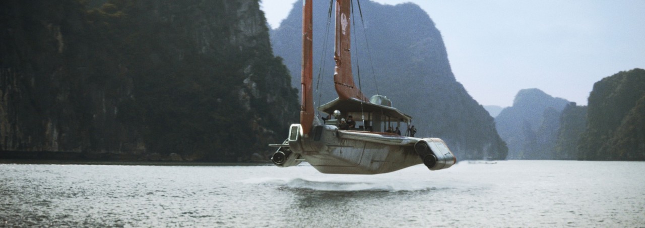 Stunning Landscape of Ha Long Bay Appears in Hollywood's Latest Sci-fi Stunning Landscape of Ha Long Bay Appears in Hollywood's Latest Sci-fi