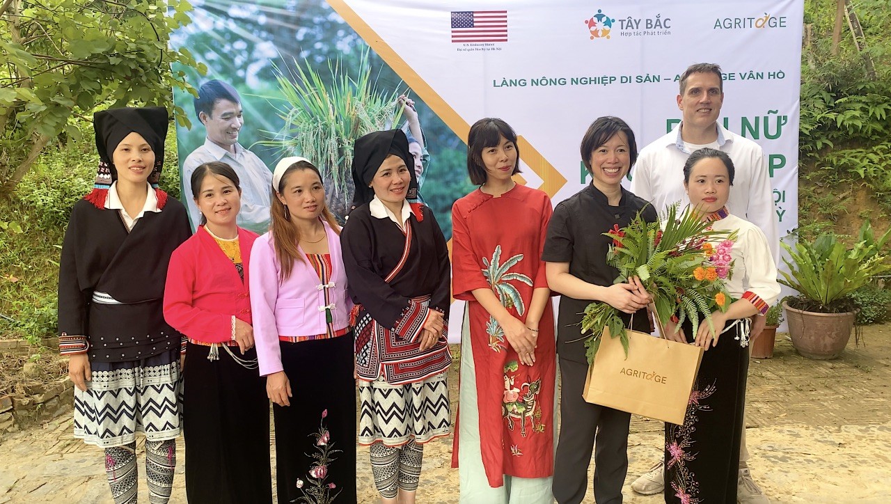 Agritage Vietnam Hosts Empowering Talk With "Blind Chef" Christine Ha Agritage Vietnam Hosts Empowering Talk With "Blind Chef" Christine Ha