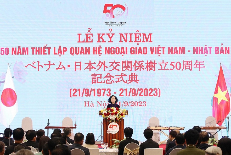 Vietnam-Japan Bolster Bilateral Relations Vietnam-Japan Bolster Bilateral Relations