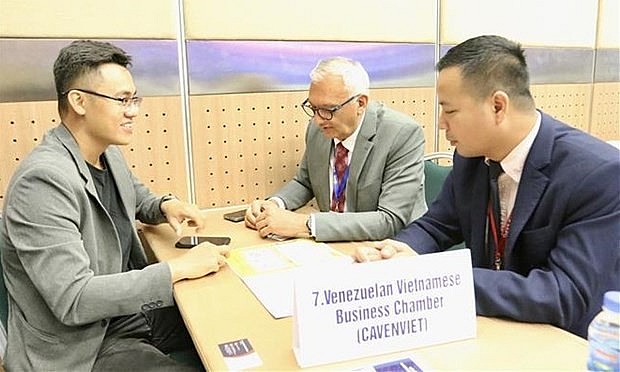 Companies of Vietnam and Latin American countries seek partnership chances at at business matching event of Vietnam International Sourcing 2023. (Photo: VNA) Companies of Vietnam and Latin American countries seek partnership chances at at business matching event of Vietnam International Sourcing 2023. (Photo: VNA)