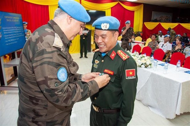Three Vietnamese Police Officers Honored by UNMISS Three Vietnamese Police Officers Honored by UNMISS