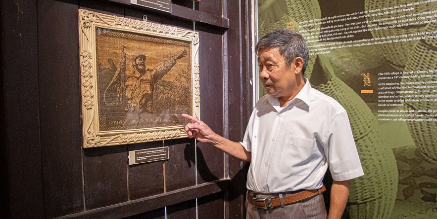 Vietnamese Craftsman Depicts Portrait of Fidel Castro Using Palma Leaves Vietnamese Craftsman Depicts Portrait of Fidel Castro Using Cuban National Tree
