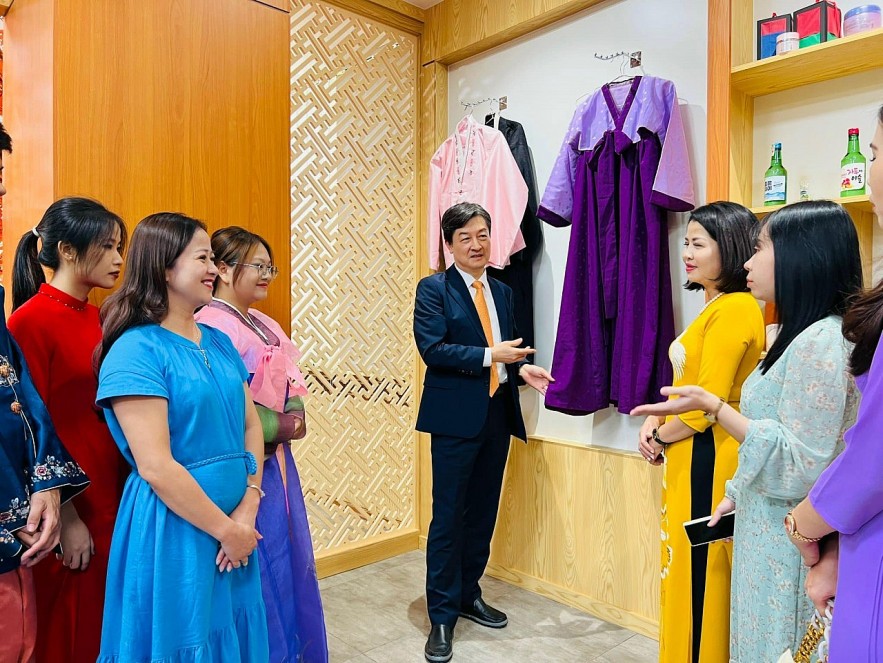 Corner Brings Korean Culture Closer to Vietnam Corner Brings Korean Culture Closer to Vietnam