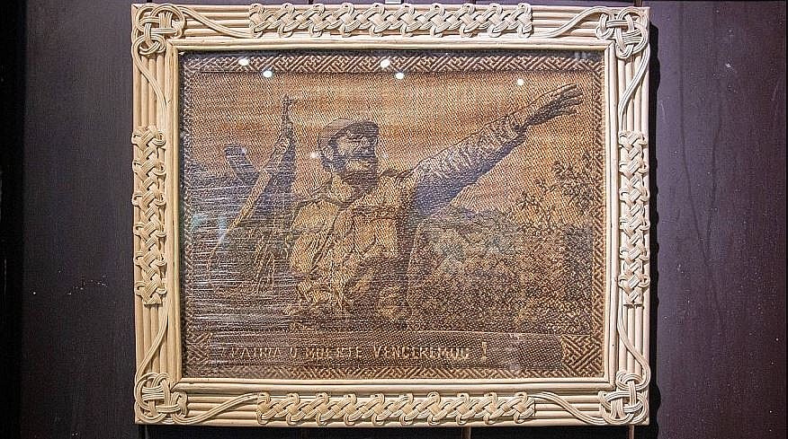 Vietnamese Craftsman Depicts Portrait of Fidel Castro Using Cuban National Tree Vietnamese Craftsman Depicts Portrait of Fidel Castro Using Cuban National Tree