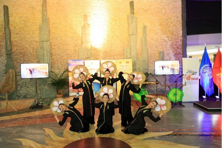 Impressive Artistic Preformance of Northwest Region in Switzerland Impressive Artistic Preformance of Northwest Region in Switzerland