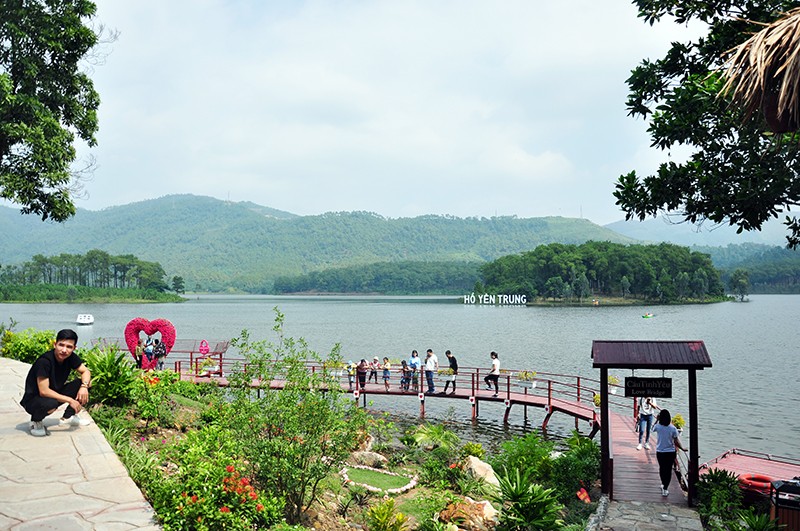 Explore Yen Trung Lake – The “Petite Dalat” In Quang Ninh Explore Yen Trung Lake – The “Petite Dalat” In Quang Ninh