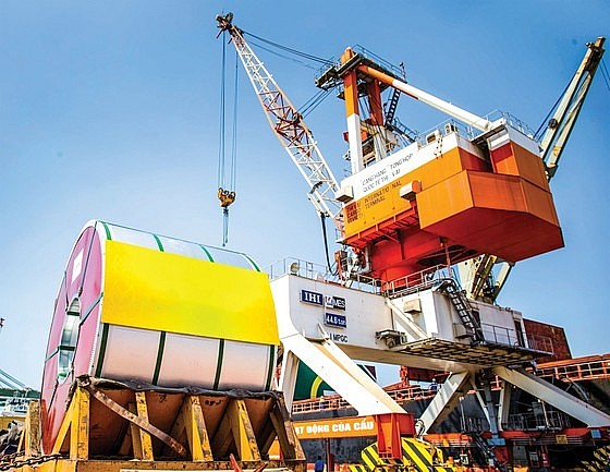 Vietnam Develops Synchronous, High-quality Seaport System Vietnam Develops Synchronous, High-quality Seaport System