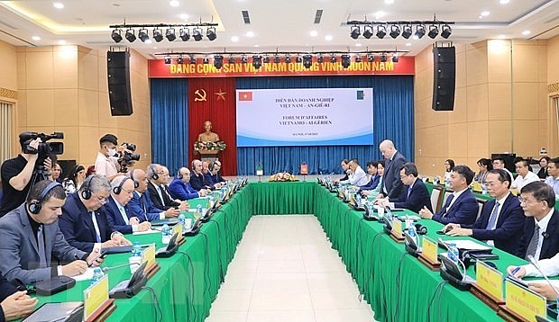 At Vietnam-Algeria Business Forum (Photo: VNA) At Vietnam-Algeria Business Forum (Photo: VNA)