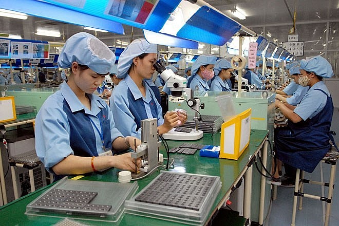Vietnam Enhances Its Position on Global Value Chain Vietnam Enhances Its Position on Global Value Chain