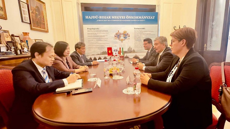 Vietnam And Hungary Enhance Local Cooperation Vietnam And Hungary Enhance Local Cooperation