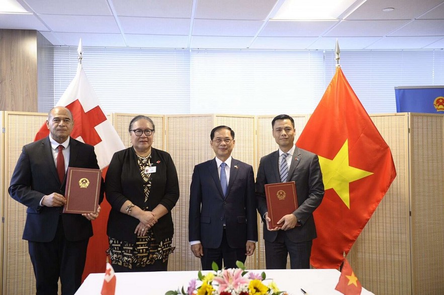 Vietnam Establishes Diplomatic Relations With 193rd Country Vietnam Establishes Diplomatic Relations With 193rd Country