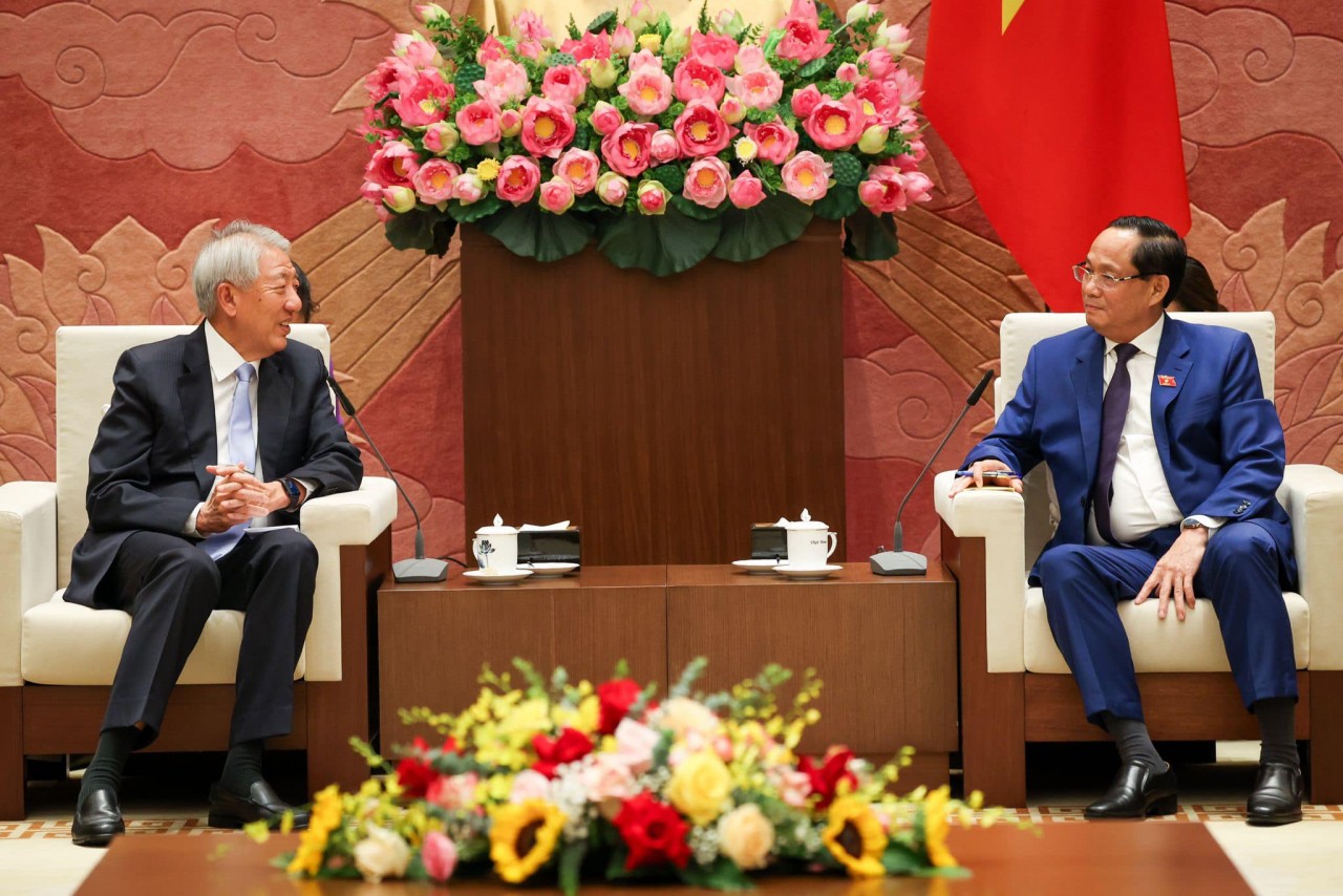 Singapore’s Coordinating Minister for National Security Conducts Working Trip in Vietnam Singapore’s Coordinating Minister for National Security Conducts Working Trip in Vietnam