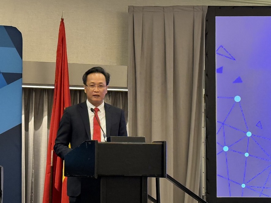 Hung Yen Calls for US Investment in Green Growth, High-Tech Hung Yen Calls for US Investment in Green Growth, High-Tech