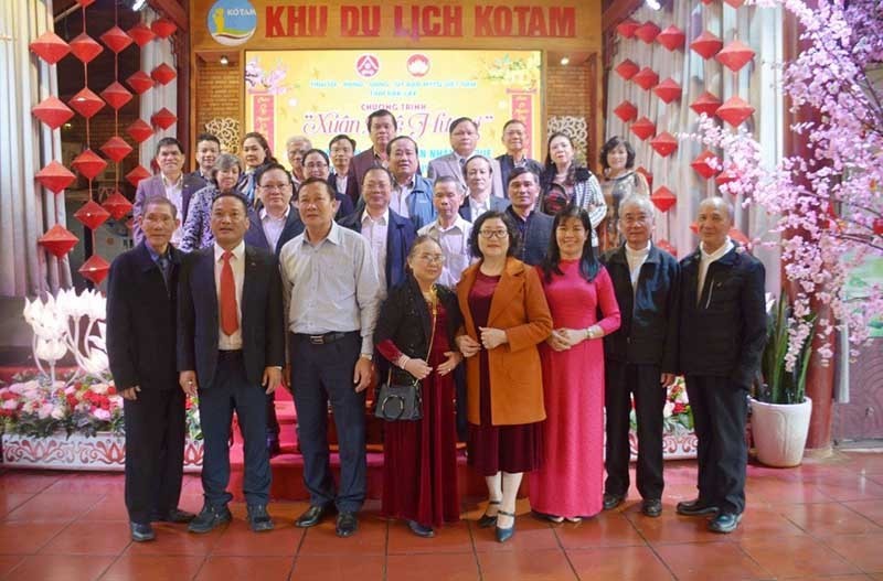 Overseas Vietnamese is a Bridge to Introduce Dak Lak to the World Overseas Vietnamese is a Bridge to Introduce Dak Lak to the World