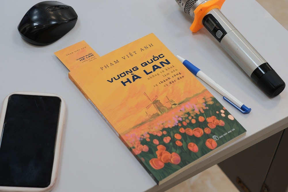 Former Ambassador Writes Book Featuring The Netherlands' Success and Uniqueness Former Ambassador Writes Book Featuring The Netherlands' Success and Uniqueness