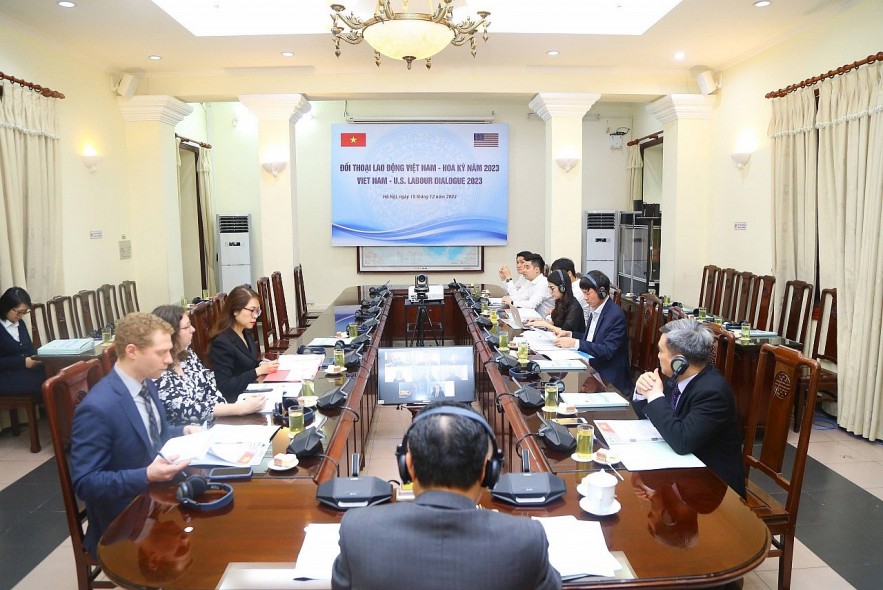 The 2023 Vietnam - United States labor dialogue is held online. Photo: Molisa.gov.vn The 2023 Vietnam - United States labor dialogue is held online. Photo: Molisa.gov.vn