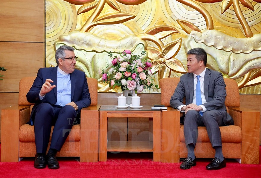 People-to-people Exchanges and Cooperation between Vietnam and Iran to be Enhanced People-to-people Exchanges and Cooperation between Vietnam and Iran to be Enhanced