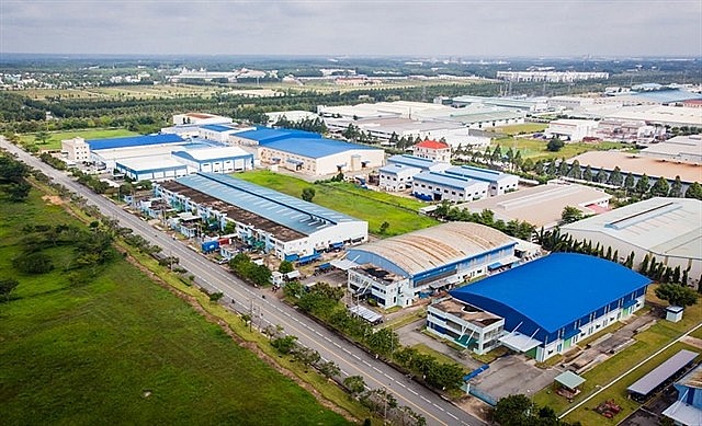 The transformation of traditional industrial parks into sustainable green industrial parks is achieved by promoting green production and efficient use of resources. Photo: baoxaydung.com.vn The transformation of traditional industrial parks into sustainable green industrial parks is achieved by promoting green production and efficient use of resources. Photo: baoxaydung.com.vn