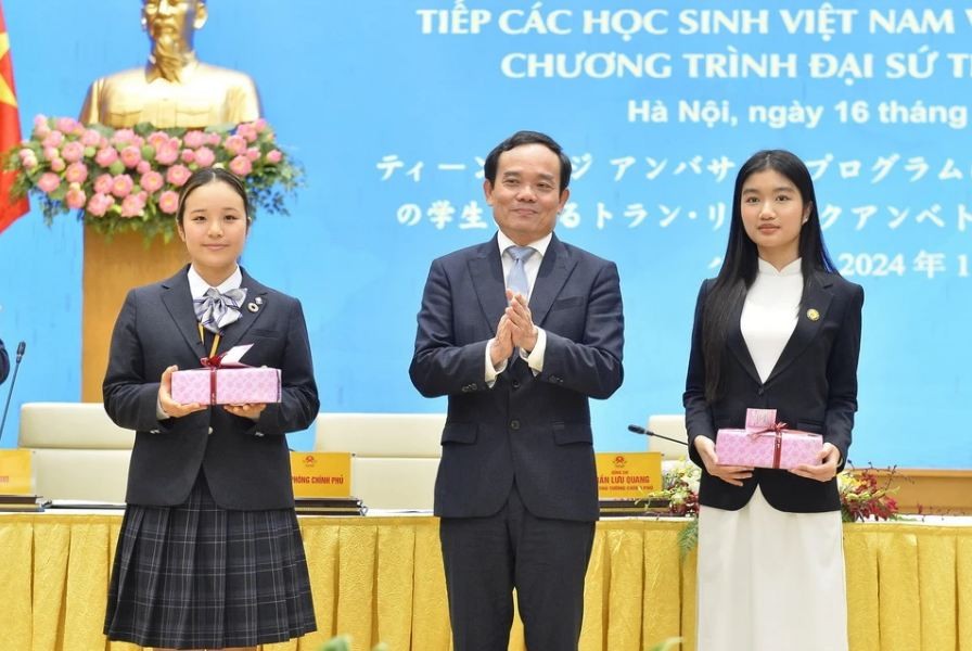 Deputy PM Encourages Students Fostering Vietnam-Japan Ties Deputy PM Encourages Students Fostering Vietnam-Japan Ties