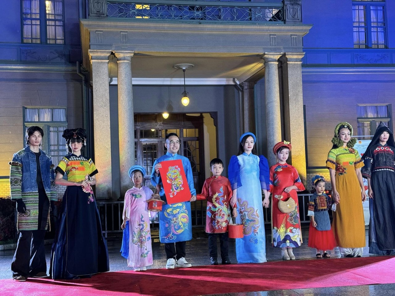Vietnamese Ao Dai Fashion Week Held in Japan's Fukuoka Vietnamese Ao Dai Fashion Week Held in Japan's Fukuoka