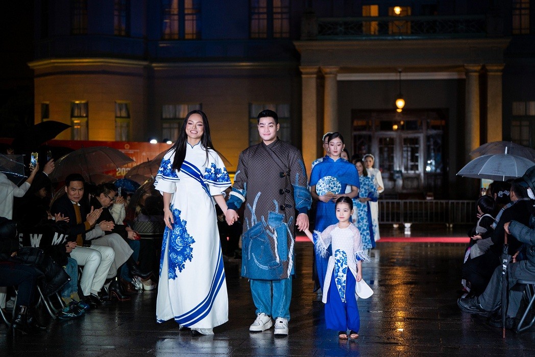 Vietnamese Ao Dai Fashion Week Held in Japan's Fukuoka Vietnamese Ao Dai Fashion Week Held in Japan's Fukuoka