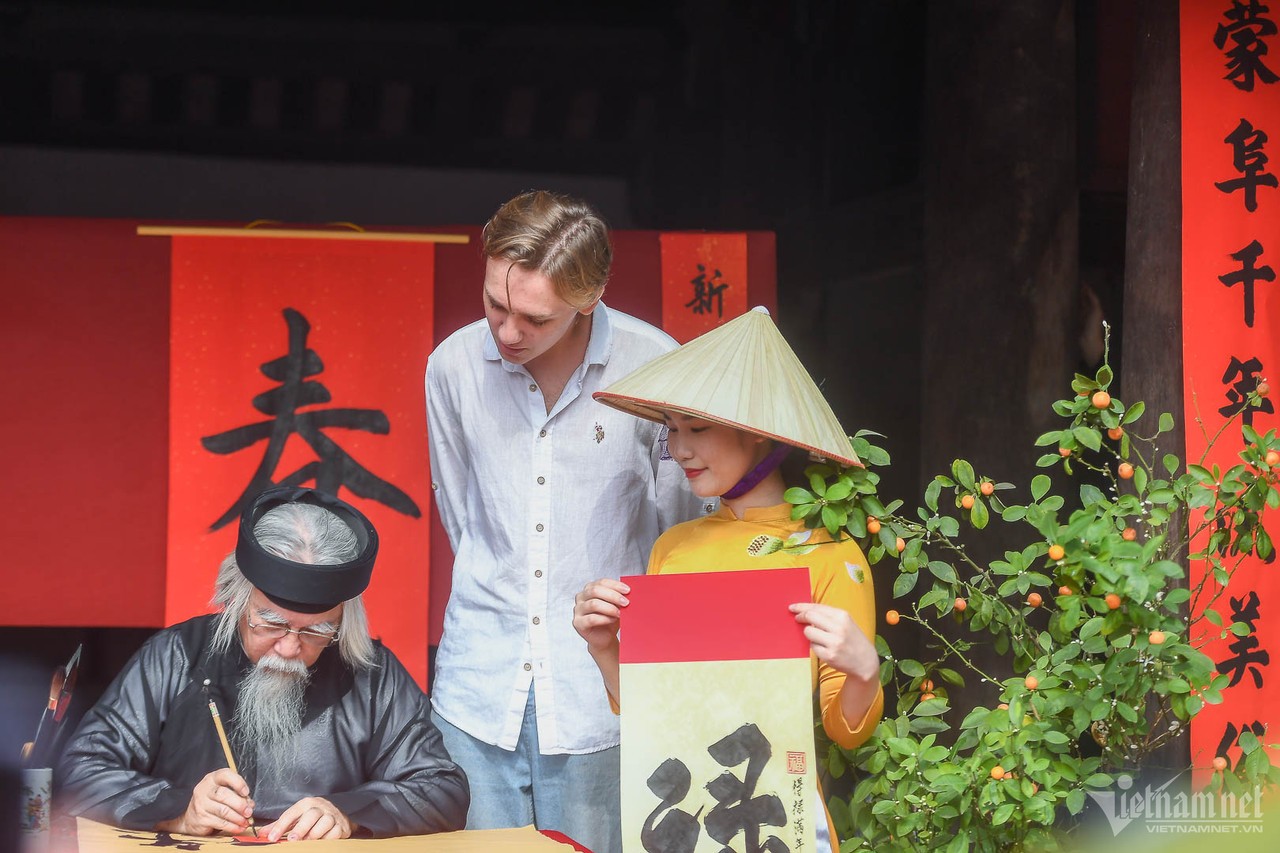 Duong Lam Ancient Village – A Perfect Destination For A New Year Holiday Duong Lam Ancient Village – A Perfect Destination For A New Year Holiday
