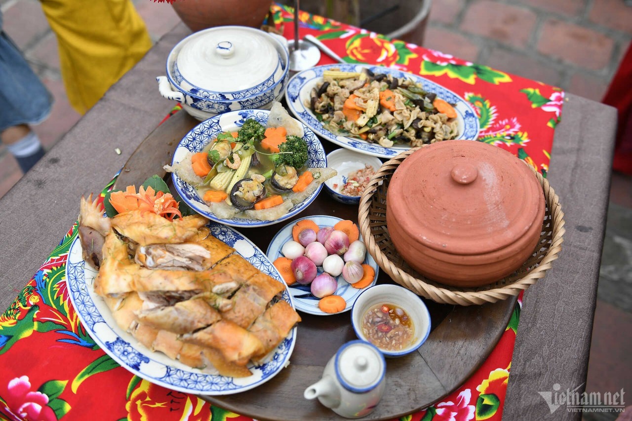 Duong Lam Ancient Village – A Perfect Destination For A New Year Holiday Duong Lam Ancient Village – A Perfect Destination For A New Year Holiday