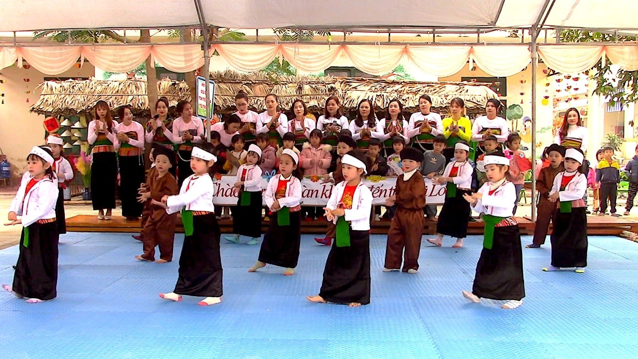 World Vision Brings Clean Water To Children In Thanh Thach District World Vision Brings Clean Water To Children In Thanh Thach District