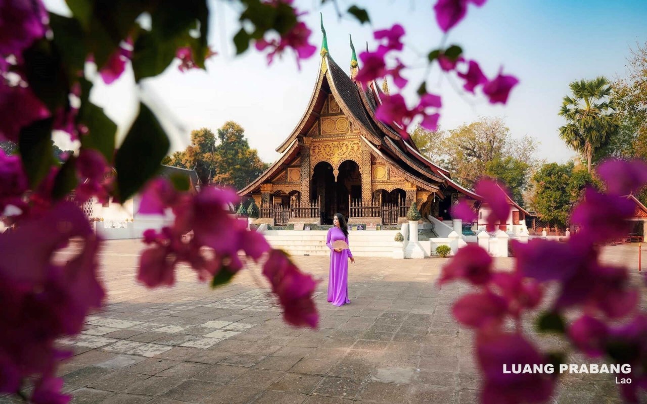 Vietnamese Couple Brings Ao Dai To The World Vietnamese Couple Models Ao Dai Across The Globe