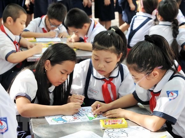 Vietnam Climbs Eight Places in Human Development Index Vietnam Climbs Eight Places in Human Development Index