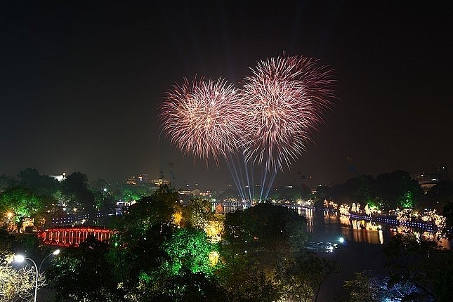 Hanoi will hold a firework displays to celebrate Capital Liberation Day (October 10) this year. (Photo: tienphong.vn) Hanoi will hold a firework displays to celebrate Capital Liberation Day (October 10) this year. (Photo: tienphong.vn)
