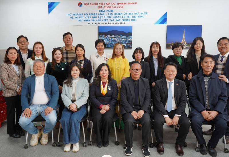 The Vietnamese Association Office in Jeonbuk Launches in South Korea The Vietnamese Association Office in Jeonbuk Launches in South Korea