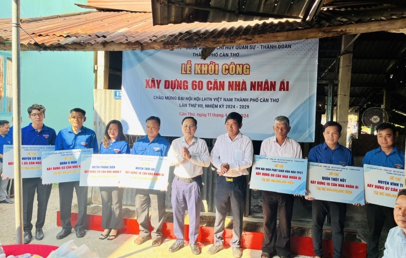 Can Tho Builds 60 Houses for Religious Households in Need Can Tho Builds 60 Houses for Religious Households in Need