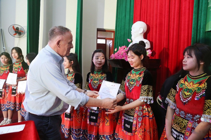 Replicate Girls Club Model to Equip Ethnic Minority Female Students with Life Skills
